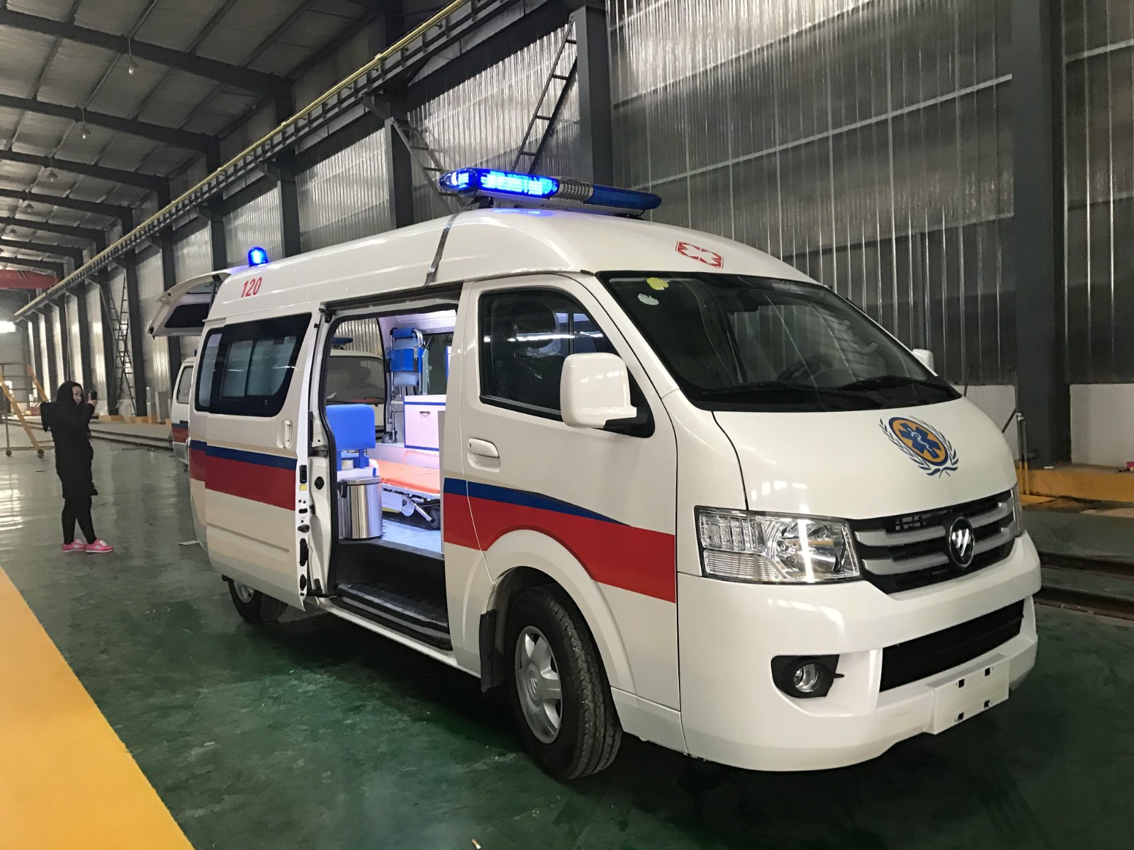 施秉县救护车转院